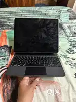 Ipad 12.9inch M1 with orginal keyboard 512gb