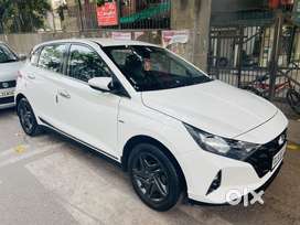 Hyundai i20 Sportz Plus CVT, 2023, CNG & Hybrids