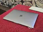 Apple Macbook Pro i7/16/512gb/5.5gb Graphics 15inch Retina Touchbar
