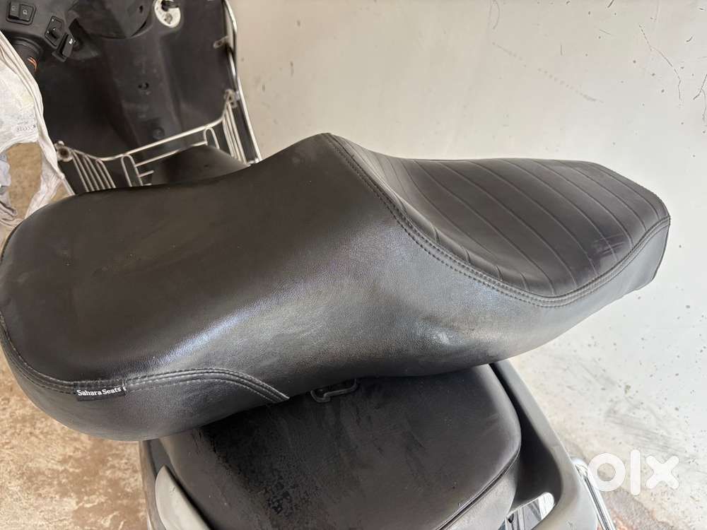 Touring sahara seats for int650