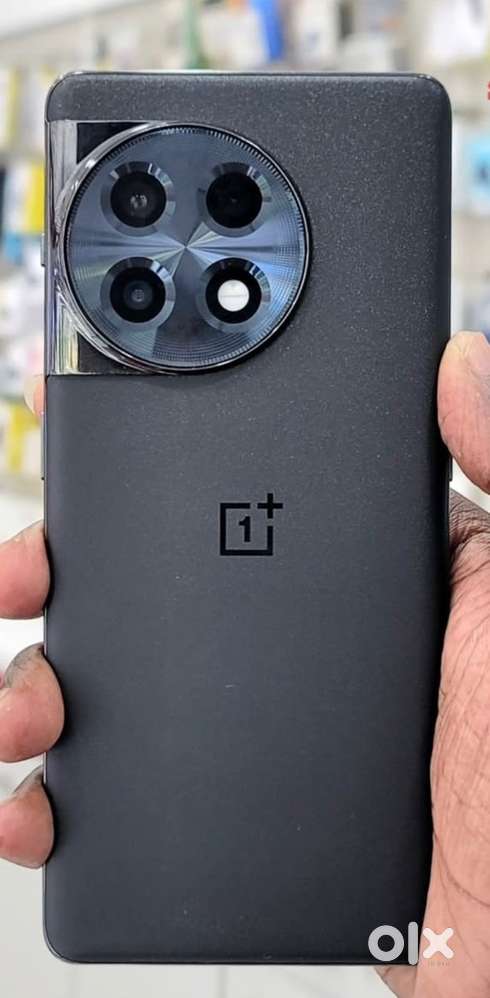 One plus 11R