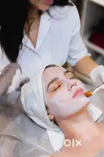 Need Females To Volunteer For Beauty Treatnments