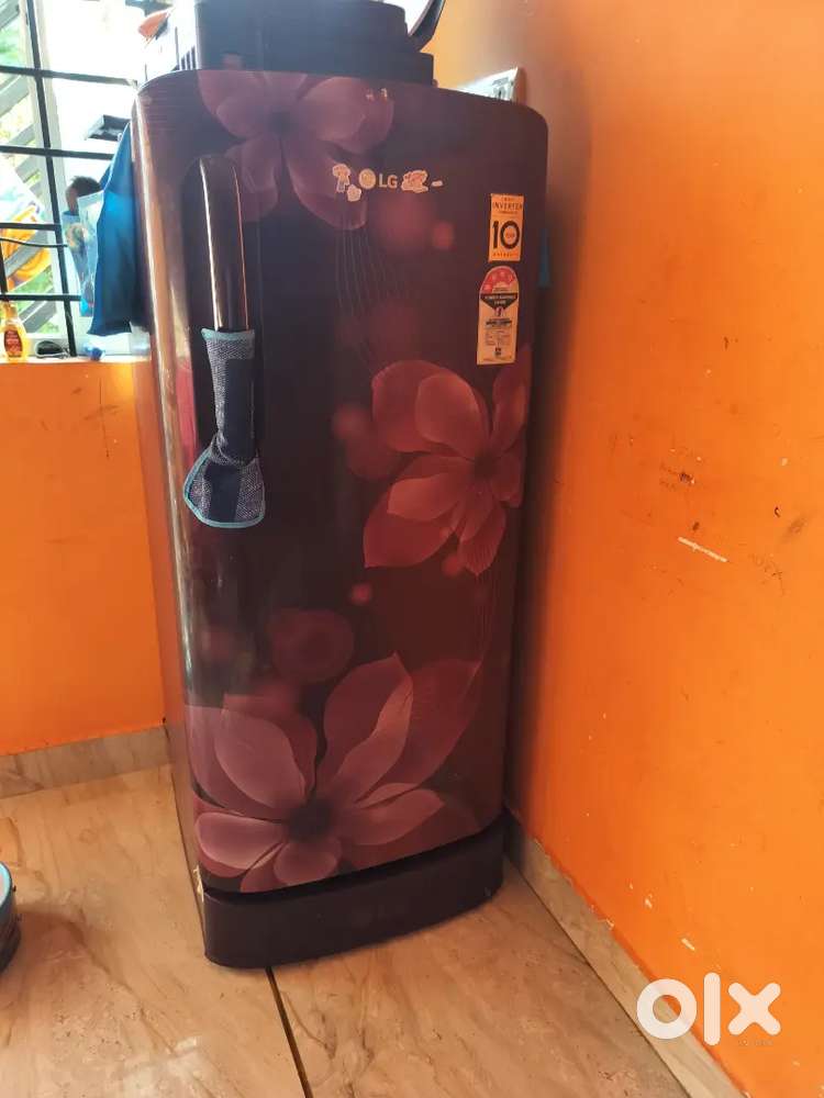 LG Refrigerator Table and chair