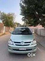 Toyota Innova 2004-2011 2.5 G4 Diesel 8-seater, 2005, Diesel
