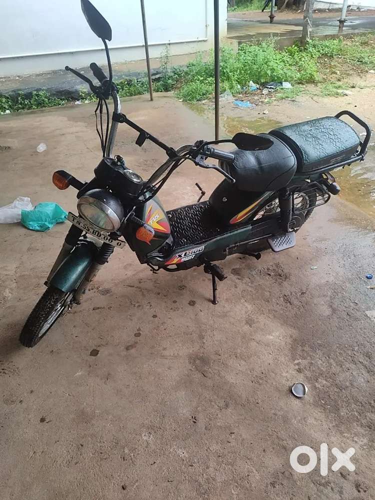 Urgent sale for TVS XL 100 2 new Tyrese and new chain sprocket