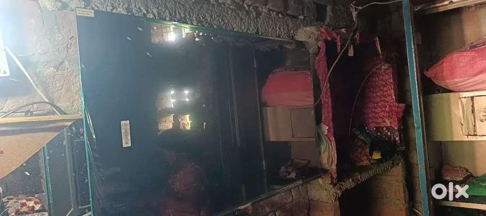 Good condition and sab kuch sahi hai