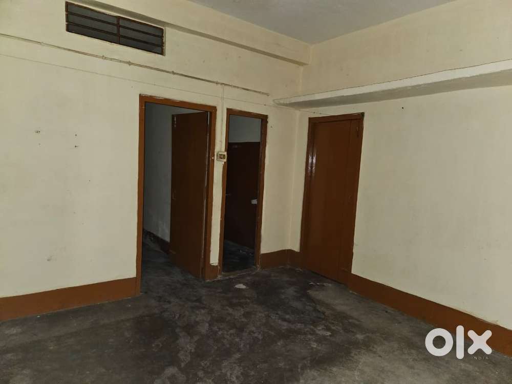 Available 1bhk space for rent in silphukuri area