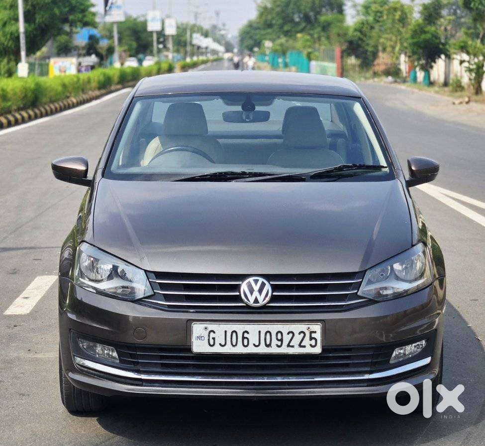 Volkswagen Vento 2010-2013 Petrol Highline AT, 2016, Petrol