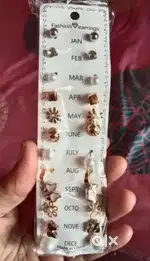 Earings made by resin