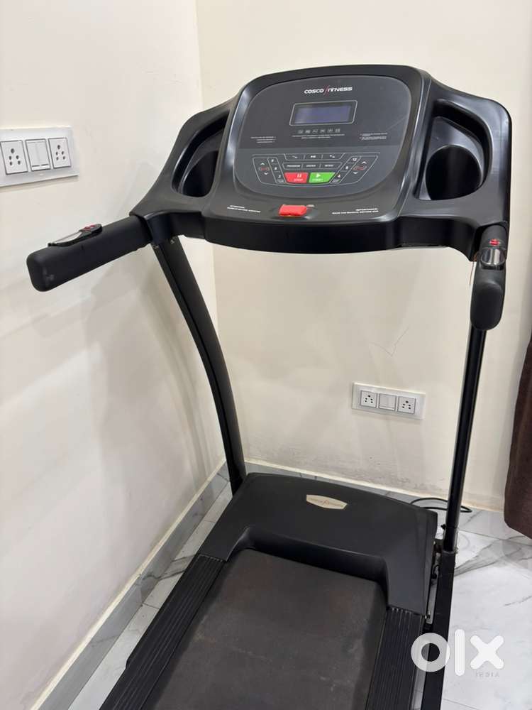 Trademill in very good working condition and well maintained.