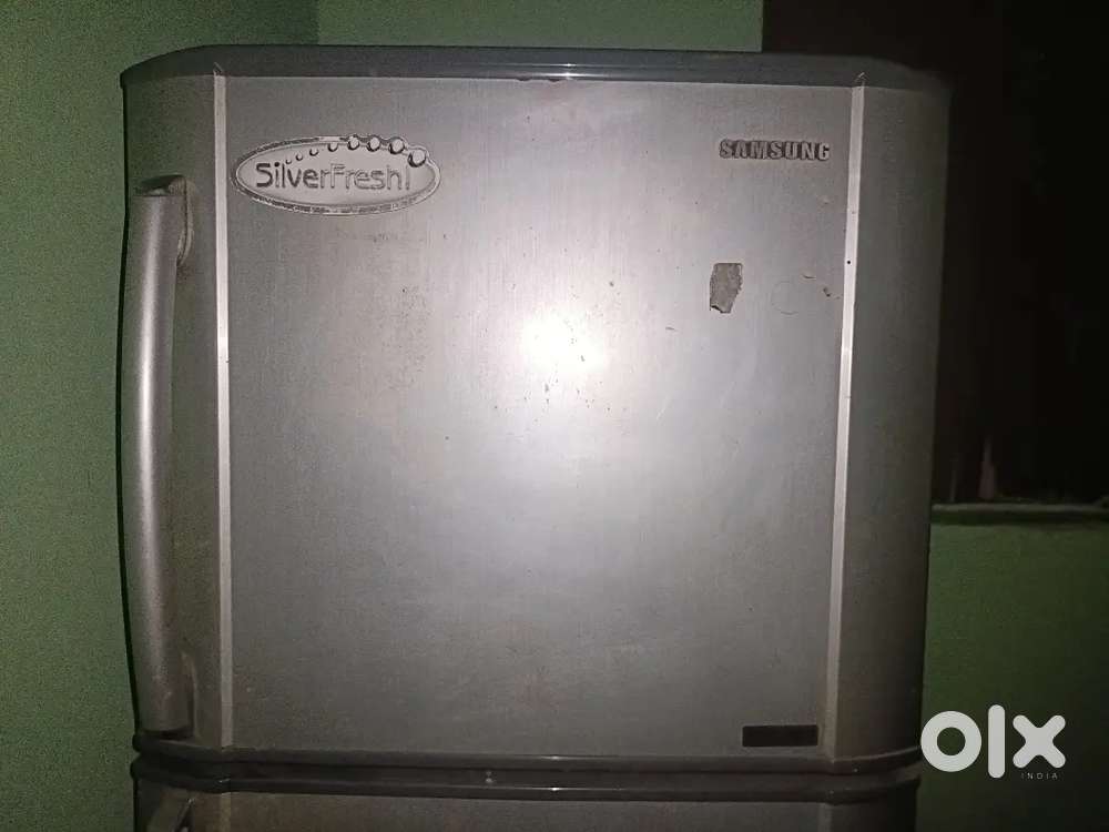 Sumsung Double Door refrigerator