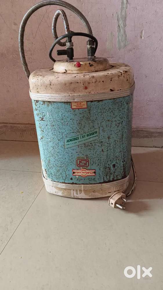 Geyser water heater urgent sale