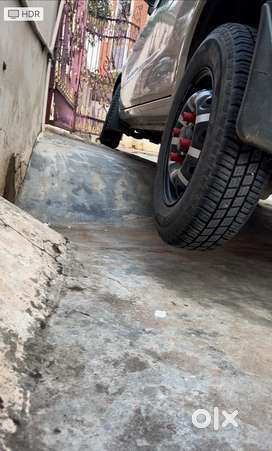 Alto car 4 tyres