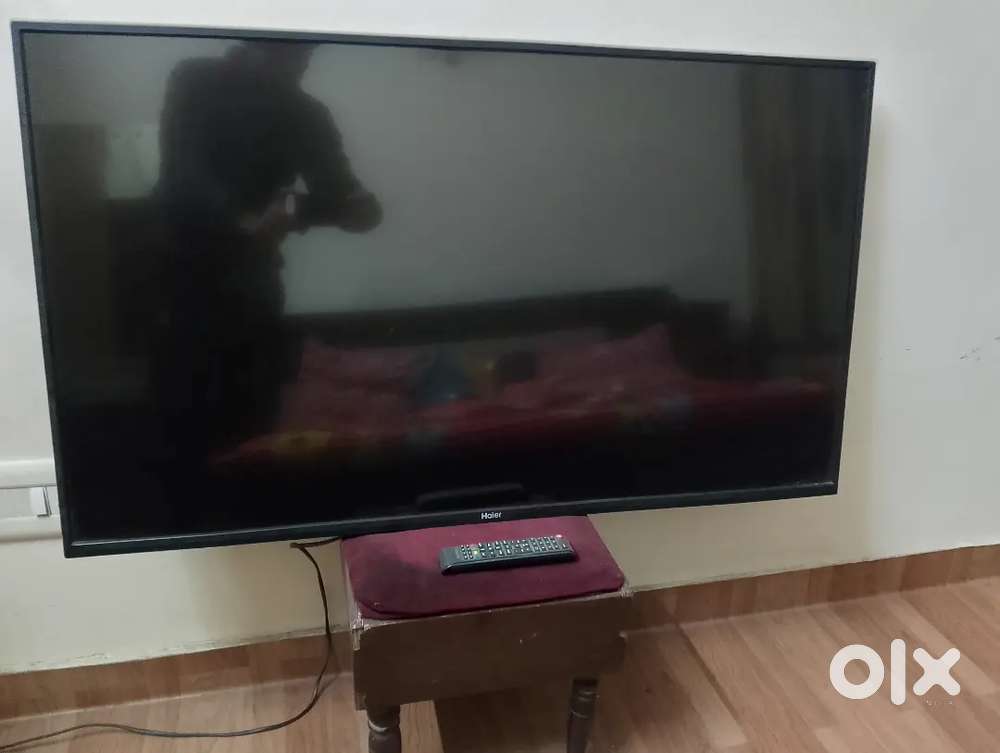 Haier Led 52inch