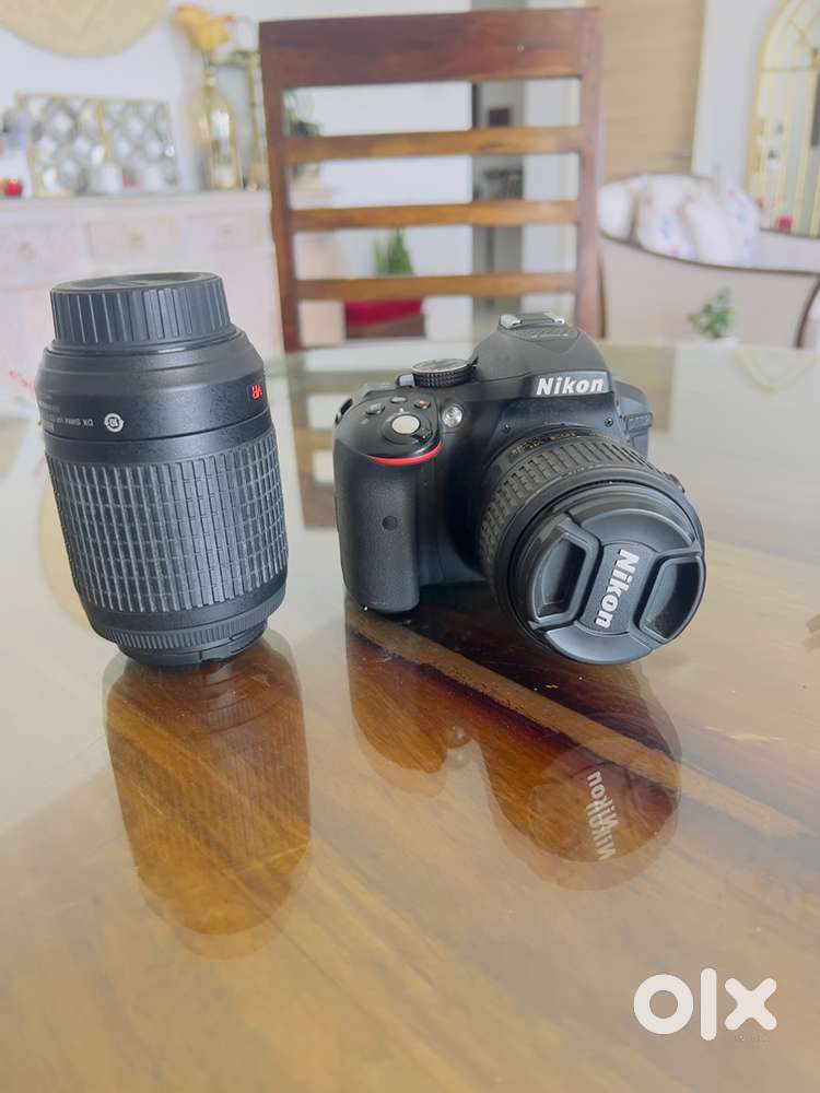 Nikon DSLR D5300 camera with additional lens