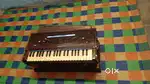 Kolkata Made Harmonium, Excellent Condition Palitana Reeds.