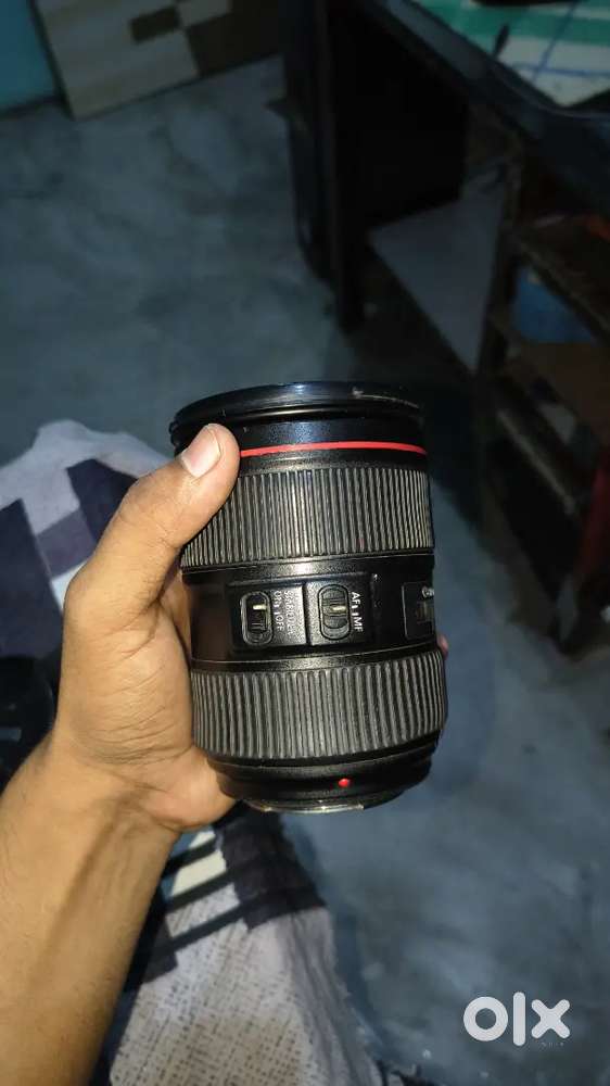 Canon ef 24 105 L2 f4 lens good condition