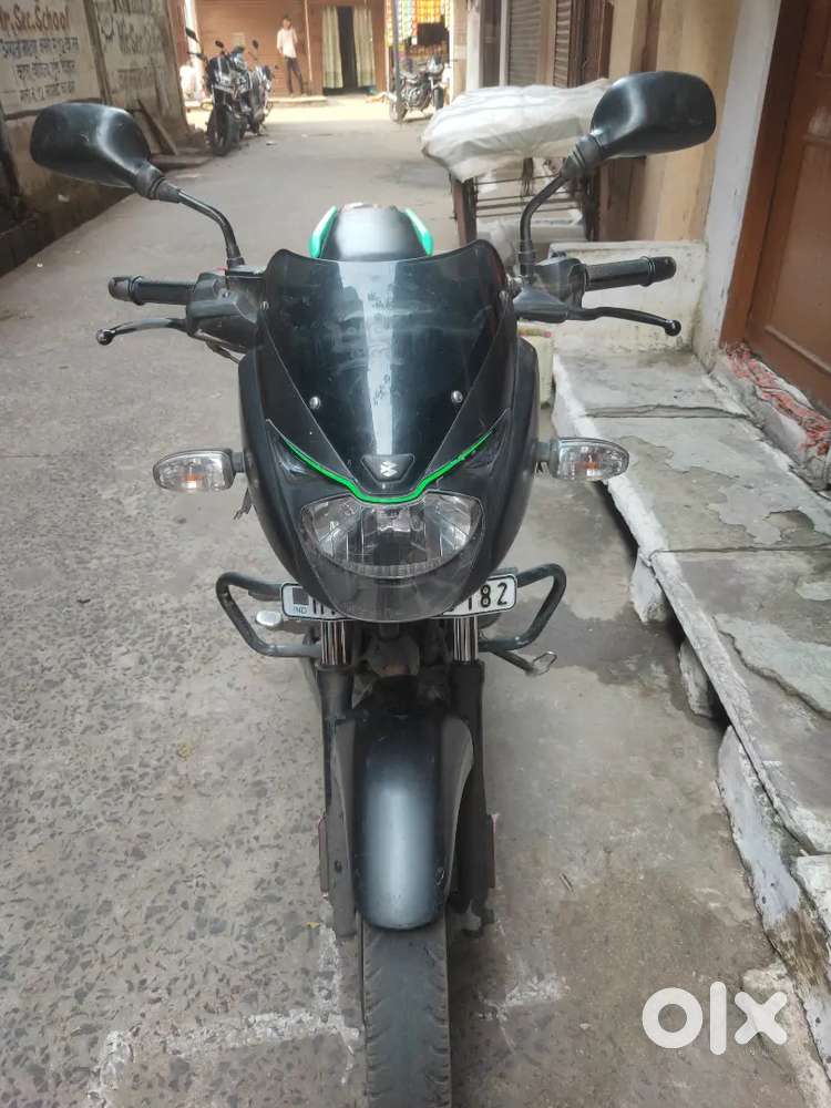 Pulsar 125 neon