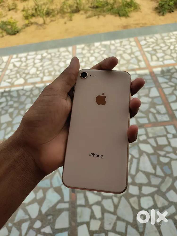 i phone 8 hai storage 256 GB Bettry health 100% All condition ready