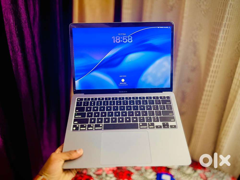 Apple Macbook Air M1