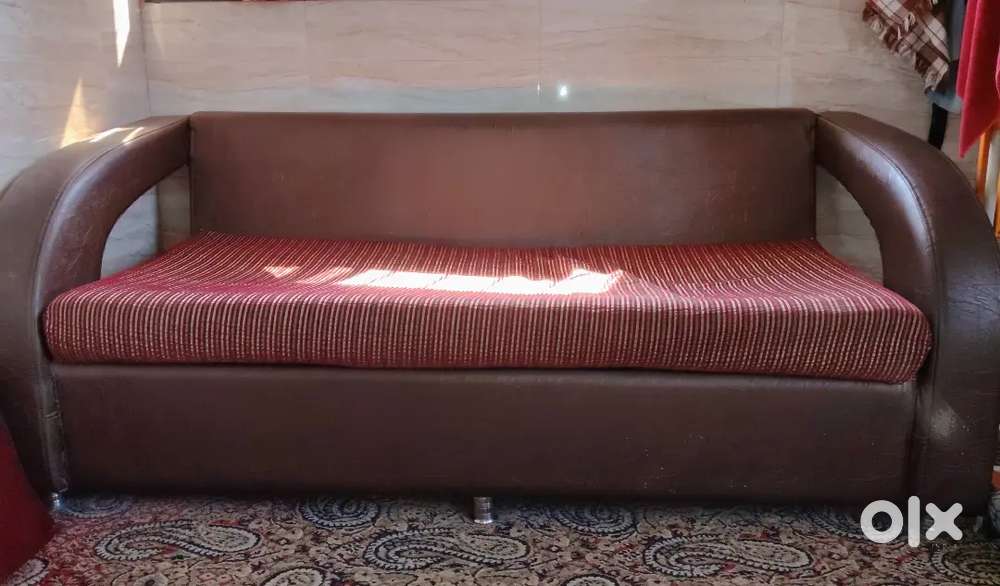 Want to sell my sofa