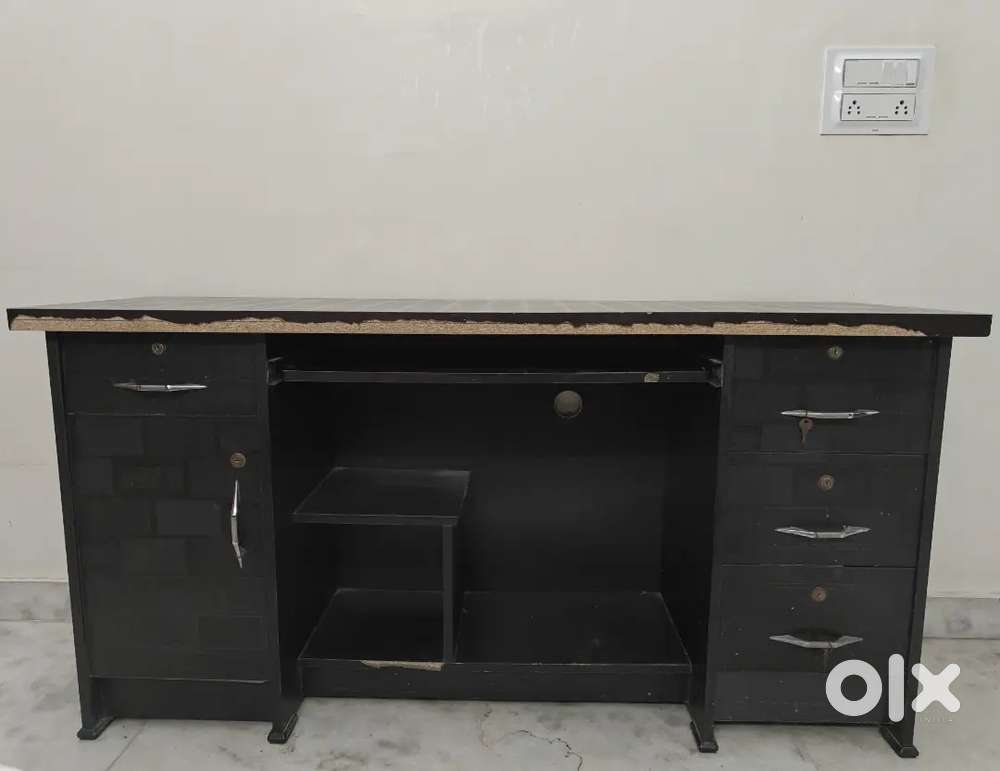 Computer Table