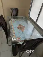4seater dinning Table