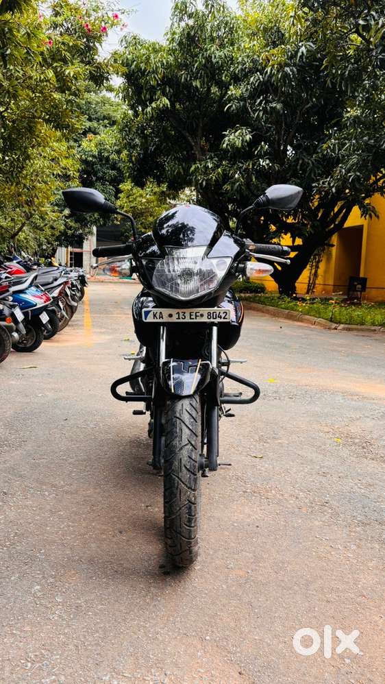 APACHE RTR 160 BLACK. Excellent condition