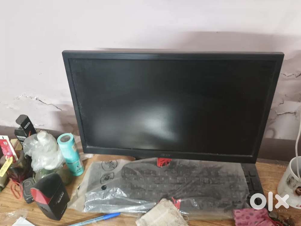 HCL Monitor + CPU Desktop Set – Good Condition