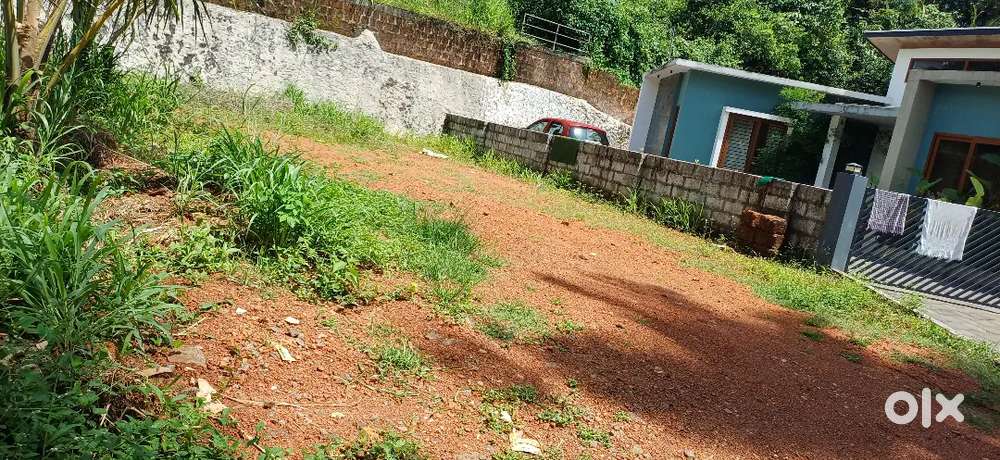 കോഴിക്കോട് ചേവായൂര് 5 സെന്റ് പറമ്പ് വില്പനയ്ക്ക്