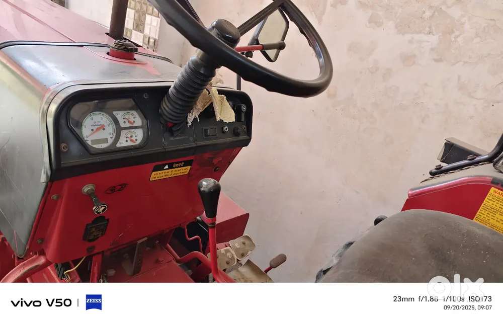 Tractor 595DI Turbo