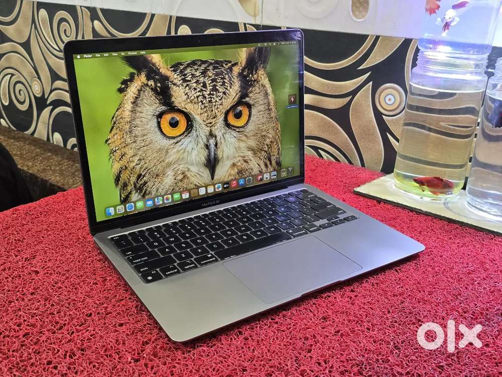 M1 Air 2021  Apple Macbook 8gb 256gb SSD 13inch Retina Touch iD