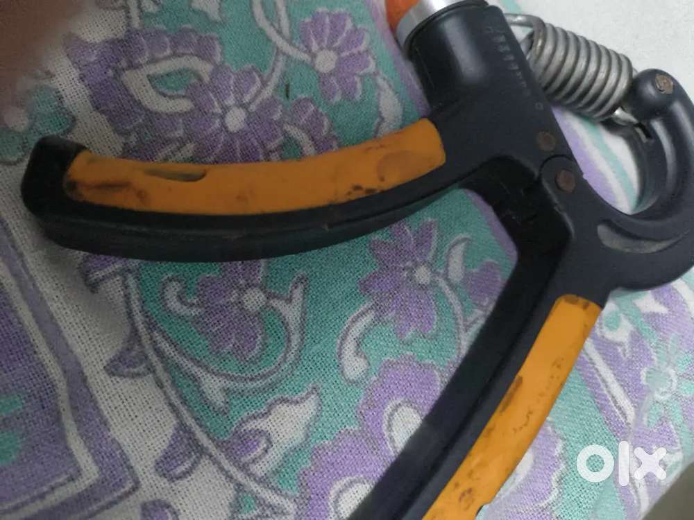 Hand gripper