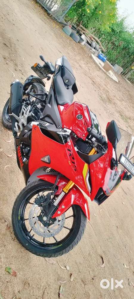 Yamaha R15 v4 good condition