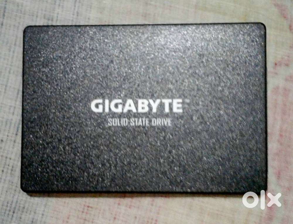 Gigabyte SSD 120Gb , PRICE FIXED .