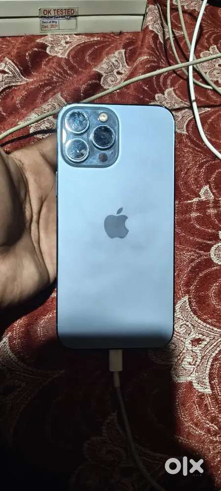 Apple iPhone 13 Pro Max 256 GB (Sierra Blue, 6 GB RAM)