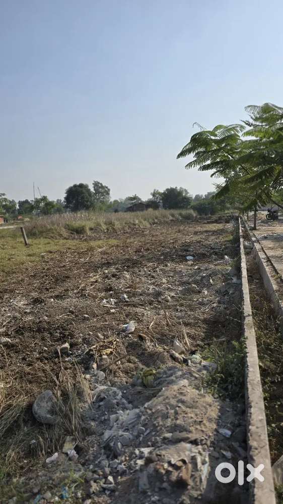 आईये अपना खुशियो का महल बनते देख मात्र 1449₹ प्रति  वर्गफुट में !