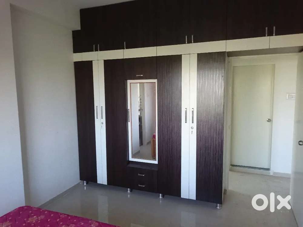 3 bhk semifurnished flat available on rent in ( vasna bhayli road).