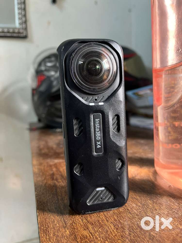 Insta 360 x4