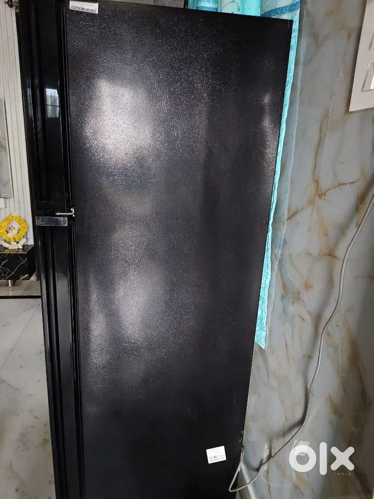 Whirlpool 265 litres refrigerator
