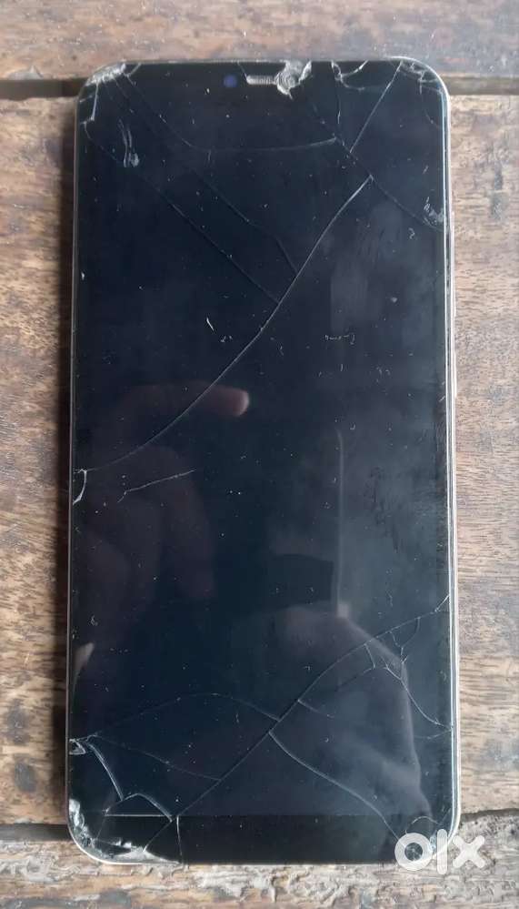 Display break and both camera problem mgar mobile chal rha hai