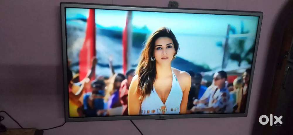 LG smart Led TV 32 inch good condition