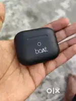 BoAt Airbuds
