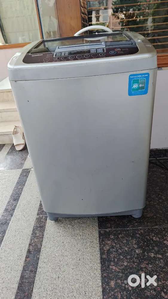 LG washing machine top load fully automatic 8 Kg good condition