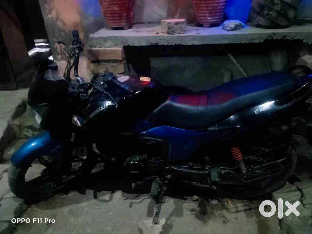 Urgent sale Hai paise ki jarurat hai mujhe bike jada chali nahi hai