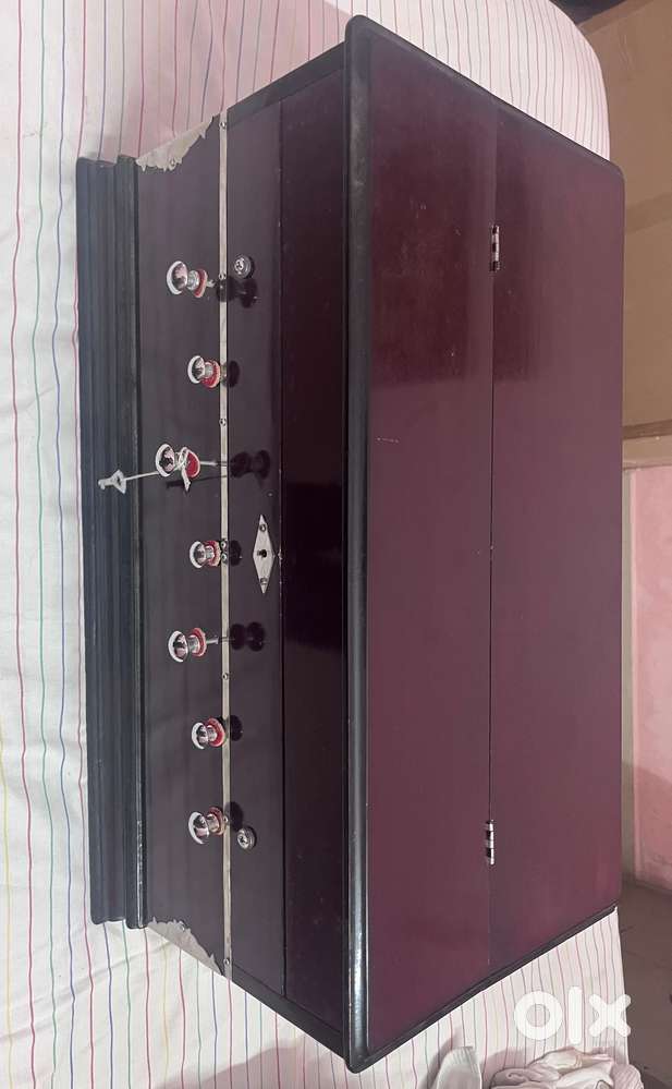 Brand new harmonium