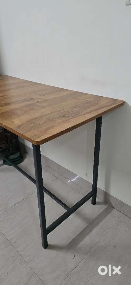 Study/Office Table