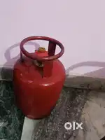 Cylinder with stove