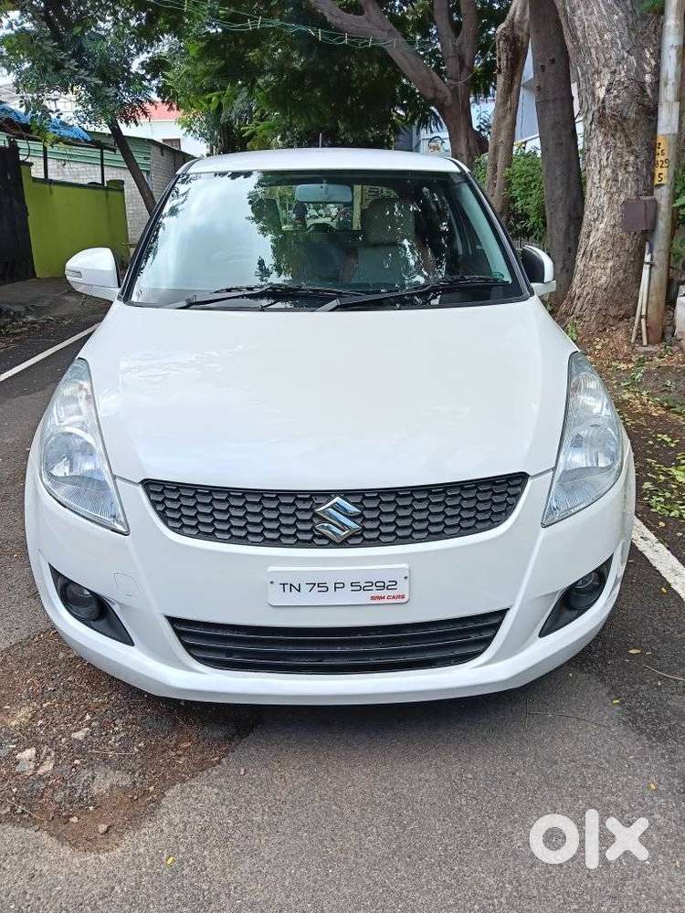 Maruti Suzuki Swift VXi + Manual, 2013