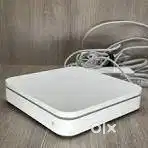 wifi router Apple Mac Wifi router 4gth gen and google router preowned